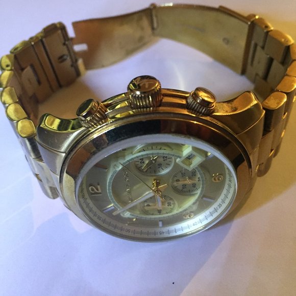 Michael Kors Men's Chronograph Runway Watch - Picture 4 of 5